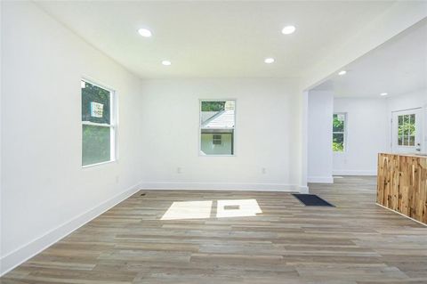 listing image 24