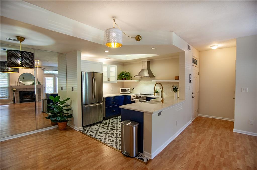 1025 Mcgill Park Avenue NE