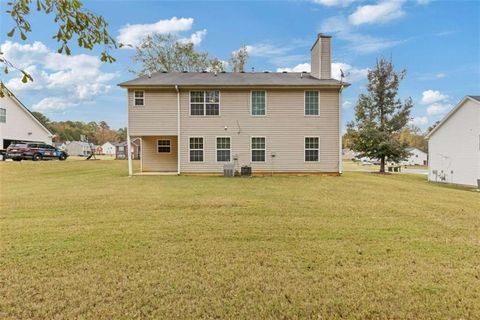 A home in Fairburn