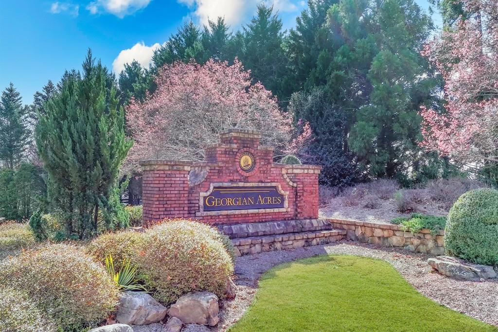 4719 Shady Lake Circle