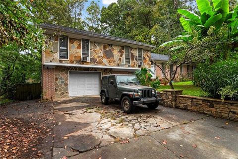 1576 Village Drive Norcross GA 30093