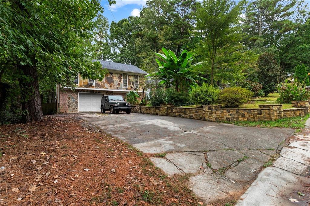1576 Village Drive