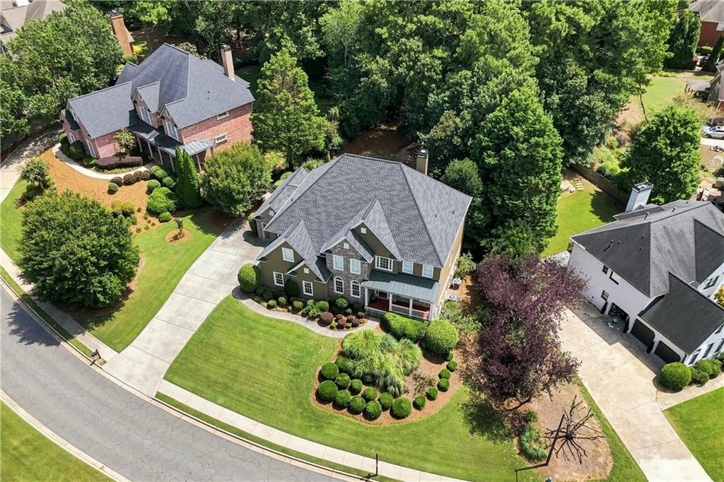 3014 Woodbridge Lane