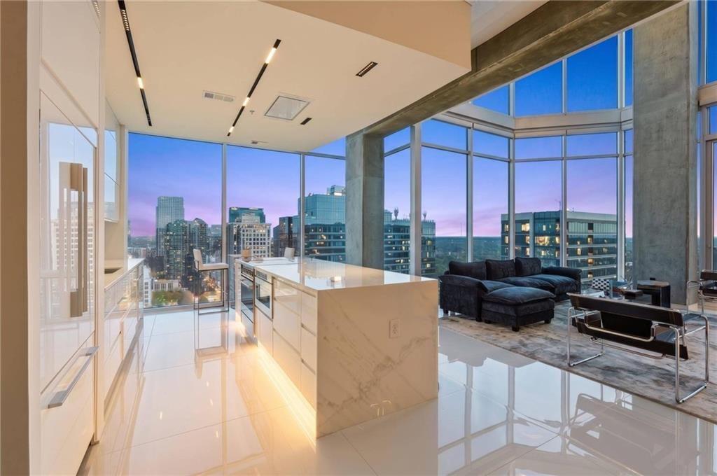 860 Peachtree Street NE 2801