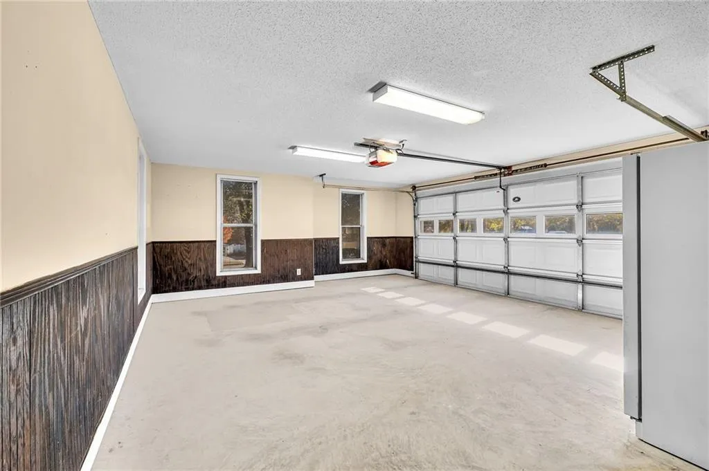 Hampton, Georgia 30228, United States, 4 Bedrooms Bedrooms, ,3 BathroomsBathrooms,Residential,Coming Soon,238691