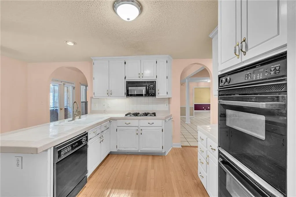 Hampton, Georgia 30228, United States, 4 Bedrooms Bedrooms, ,3 BathroomsBathrooms,Residential,Coming Soon,238691