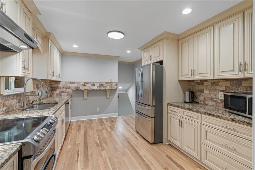 919 Rock Oak Lane, Lawrenceville, Georgia image 16