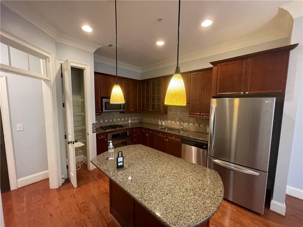 3635 E Paces Circle NE 1210