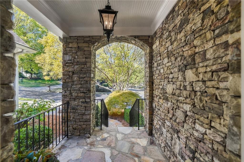 2940 Woodvale Court, Alpharetta, GA, 30022 2940 Woodvale Court