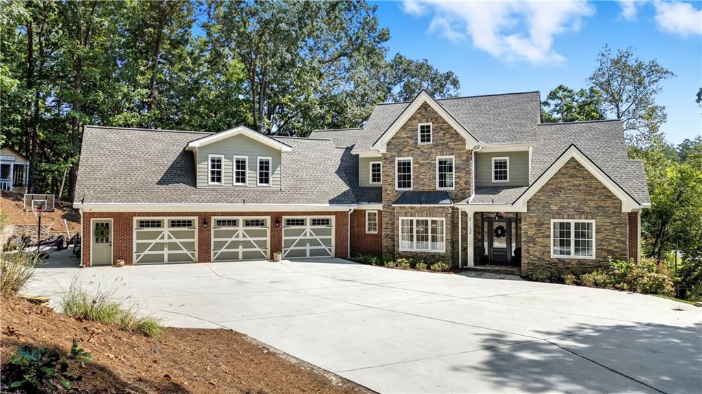 154 Windlake Path