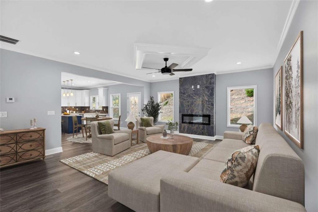 1226 Bloomsbury Lane