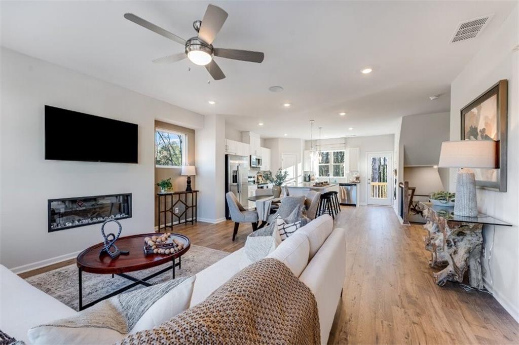 300 Oldvine Drive, Lawrenceville, Georgia image 12