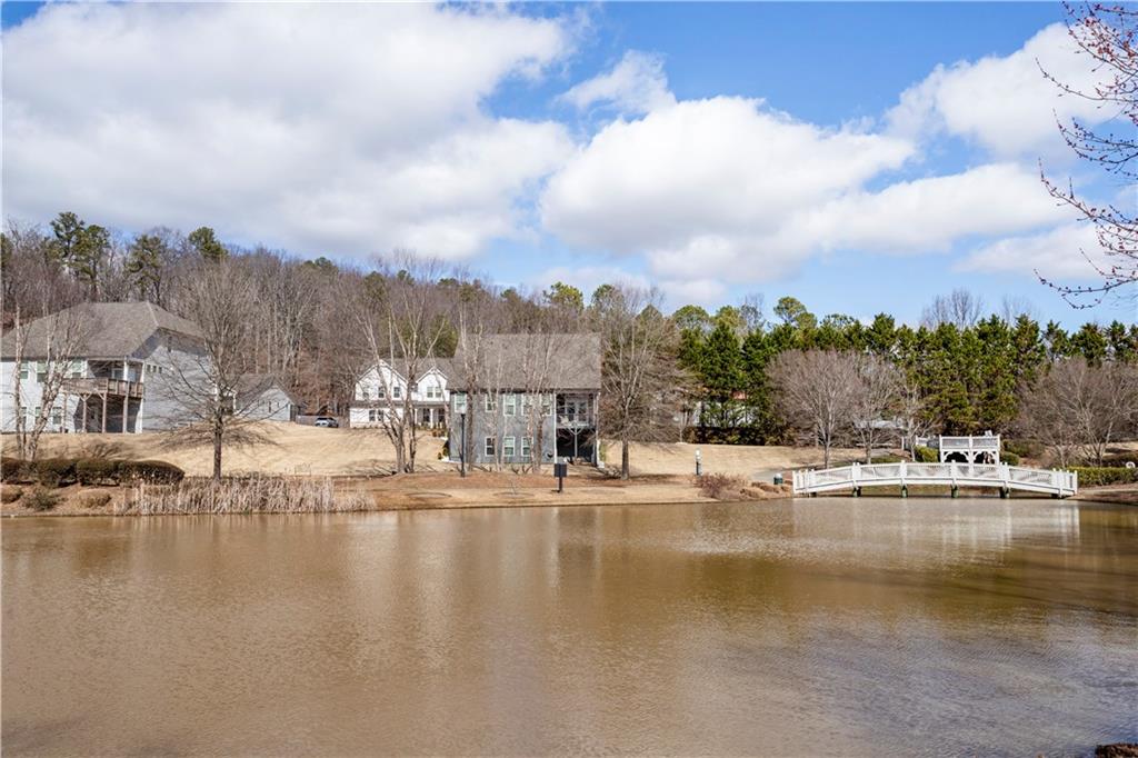 15 Lakeside Way, Cartersville, Georgia image 2