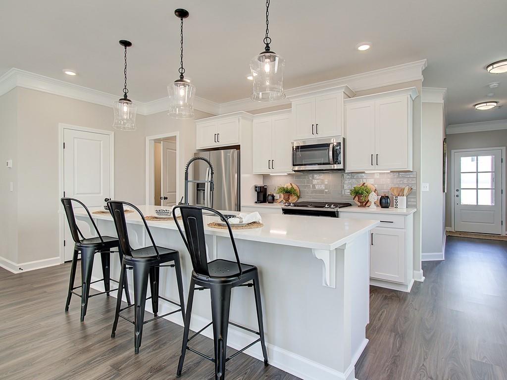 4643 Moray Drive