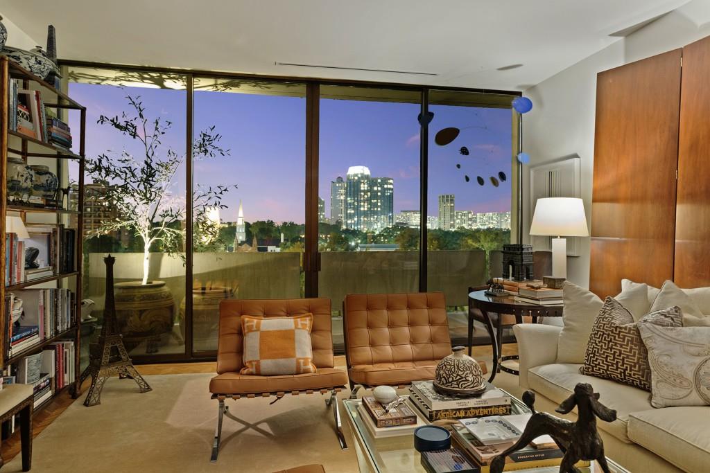 2575 Peachtree Road NE 14A