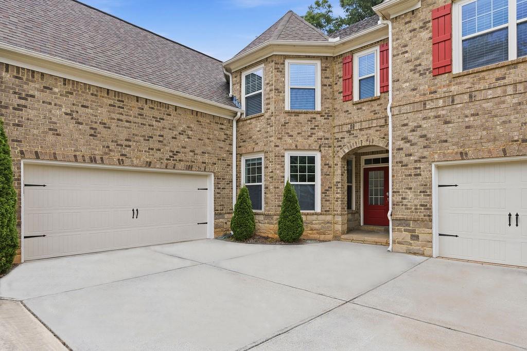 4468 Sterling Pointe Drive NW