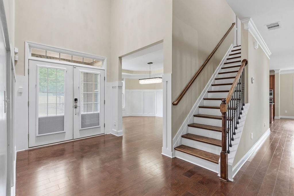 4468 Sterling Pointe Drive NW