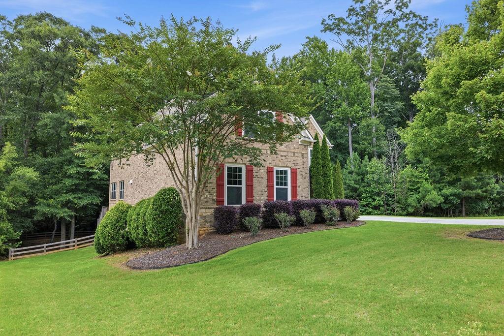 4468 Sterling Pointe Drive NW