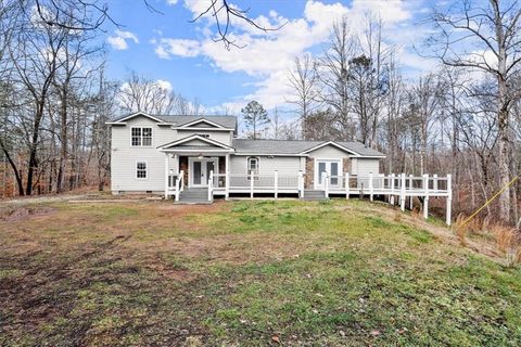 A home in Dahlonega