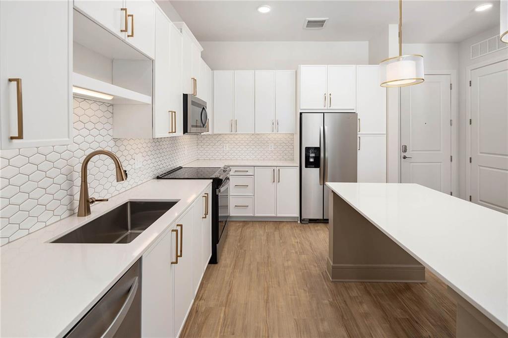 2124 American Industrial Way 1303