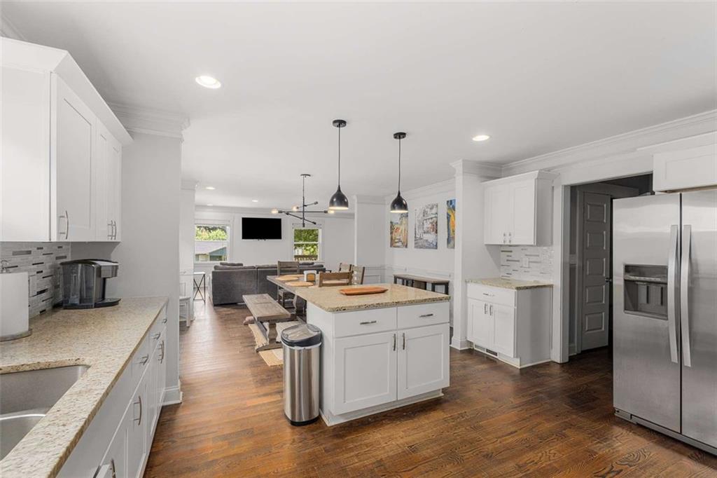 Woodland Hills - Residential