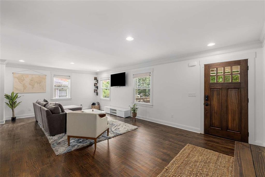 Woodland Hills - Residential