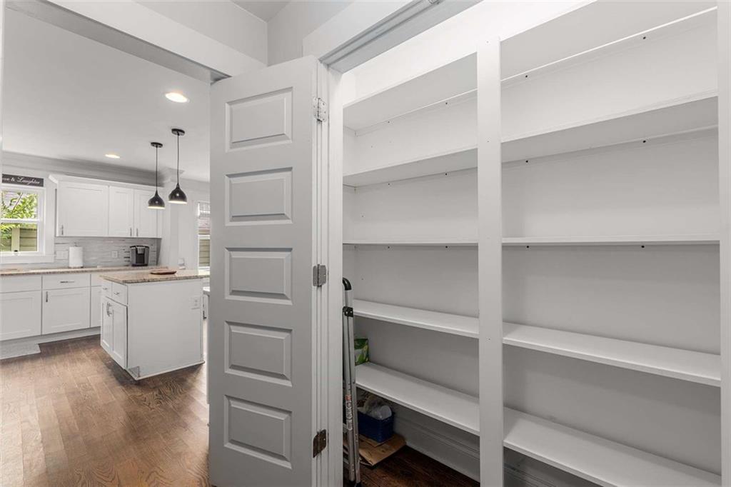 Woodland Hills - Residential