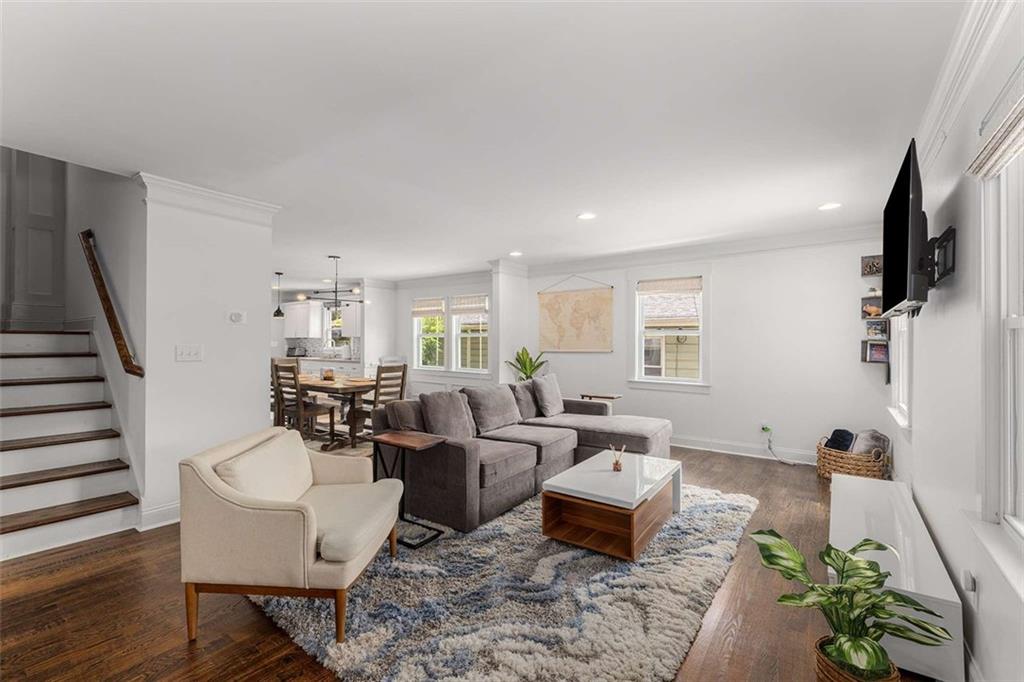 Woodland Hills - Residential