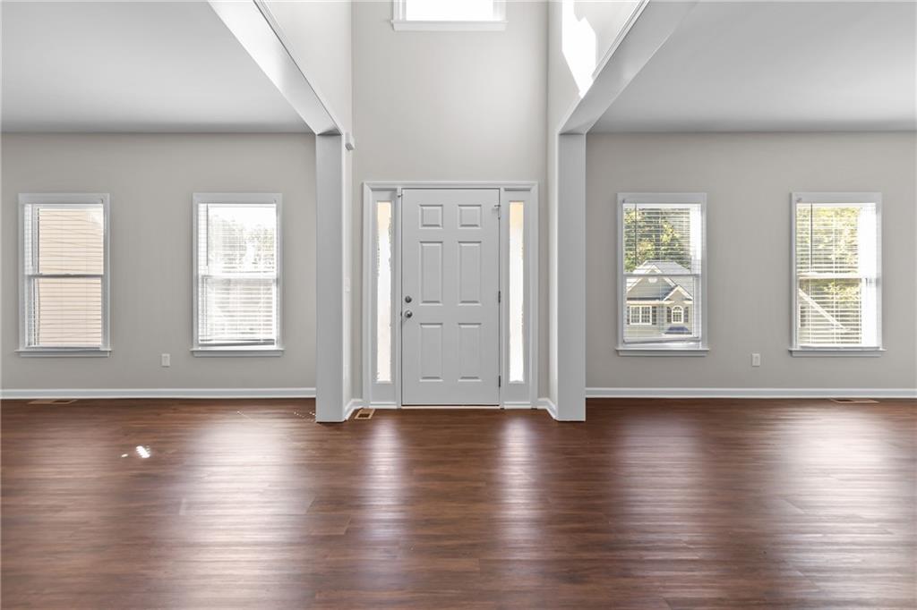 906 Fox Croft Place