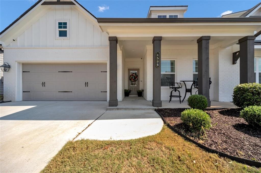 4506 Silver Oak Drive SW