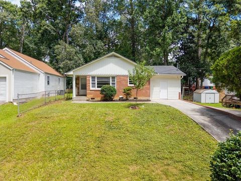 1935 Handley Avenue SW Atlanta GA 30310
