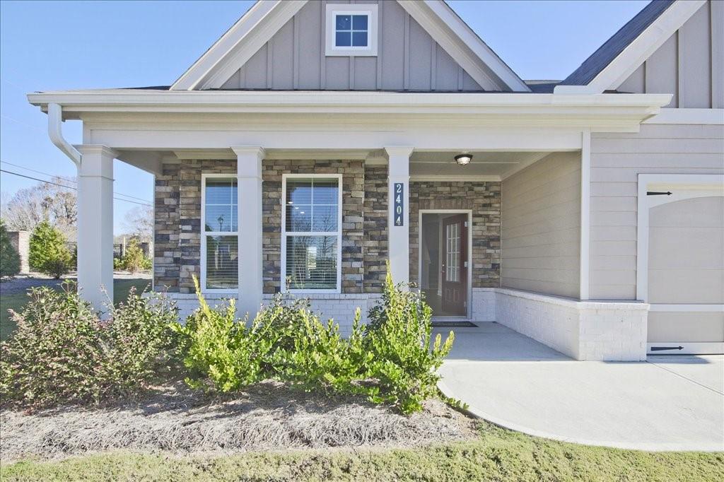 2404 Anhinga Drive