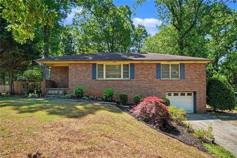 Homes For Sale - 689 SW Walnut<br/> Marietta, GA 30060