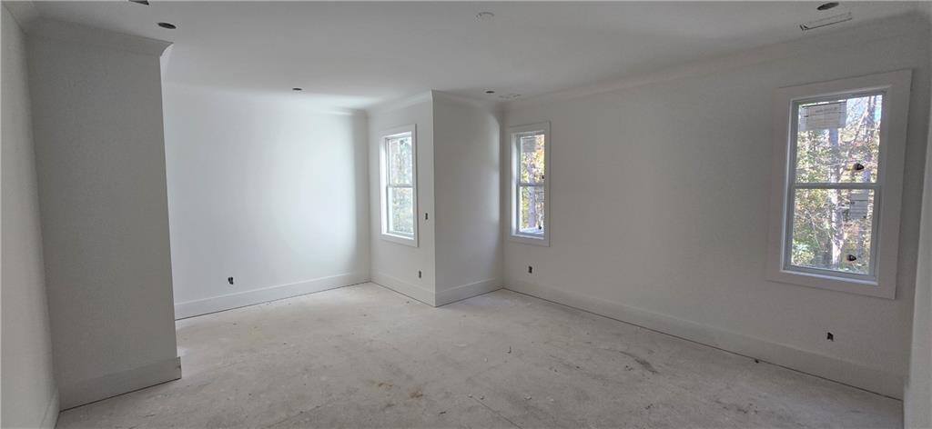 3910 W Cooper Lake Drive SE