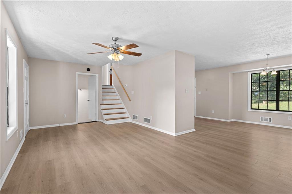 2350 Pine Stream Court