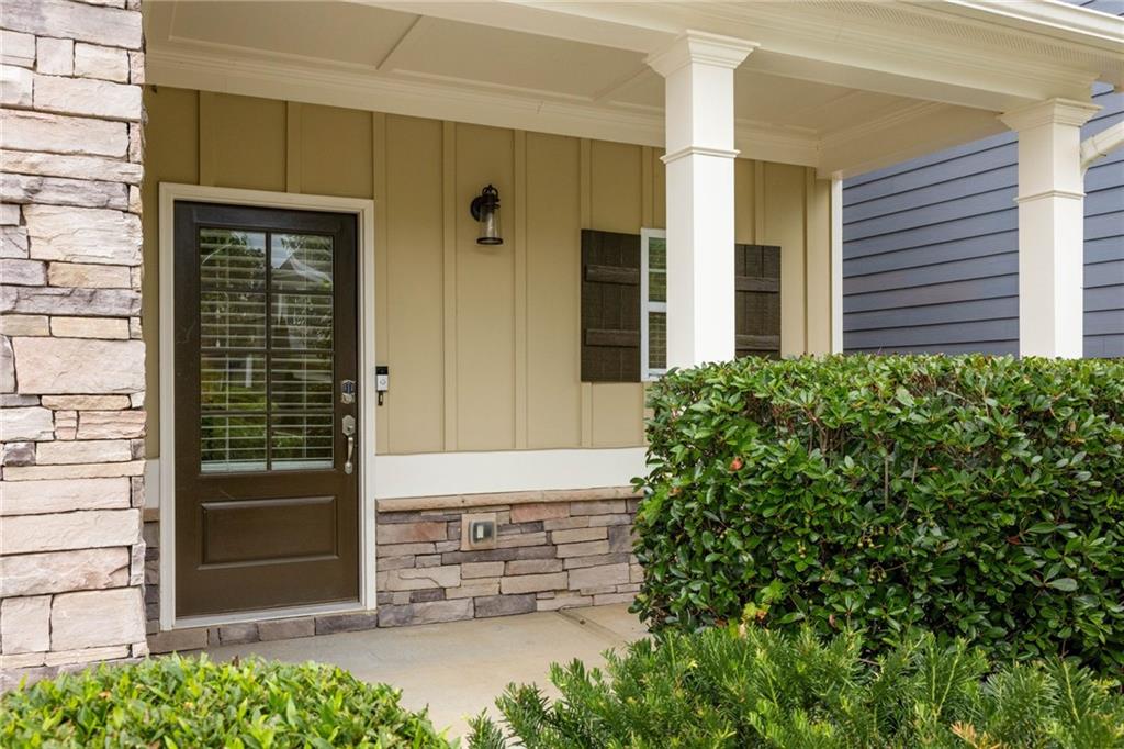 1052 Johnson Grove