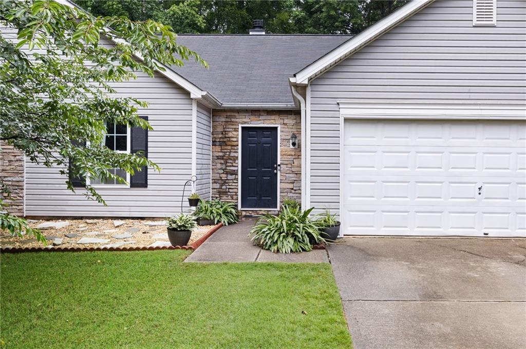 784 Crestworth Crossing