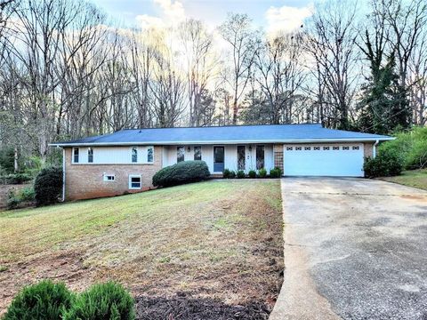 Homes For Sale - 3730 Mill Glen Drive Dr<br/> Douglasville, GA 30135