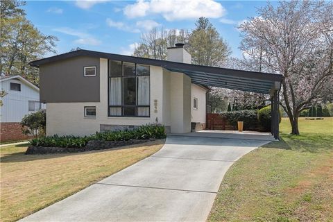 2213 Leafmore Drive Decatur GA 30033