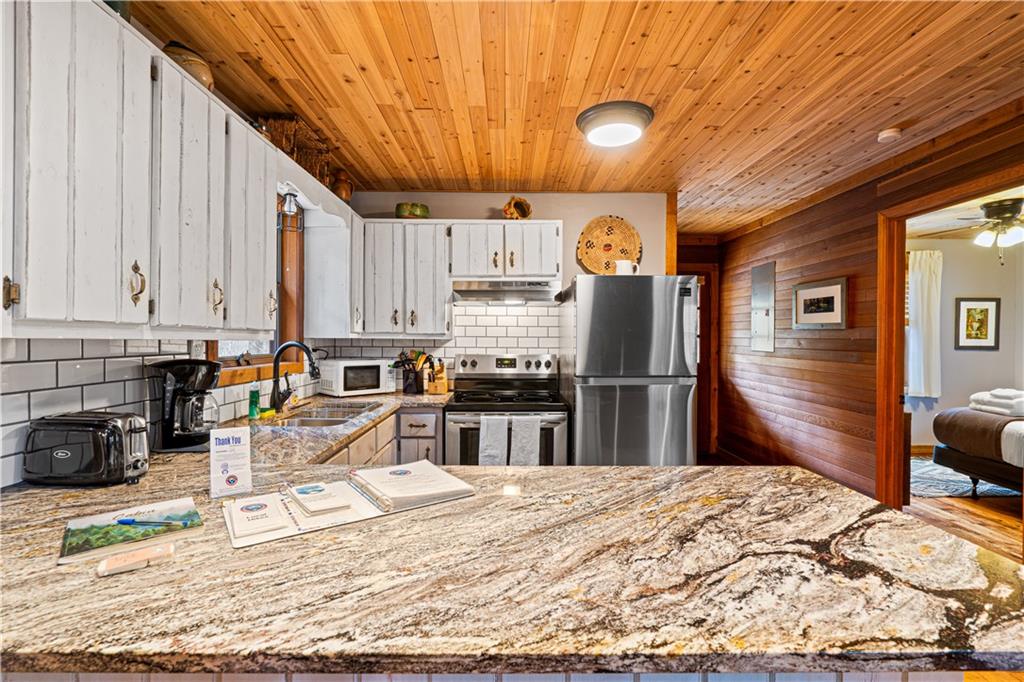 88 Brown Mountain Place