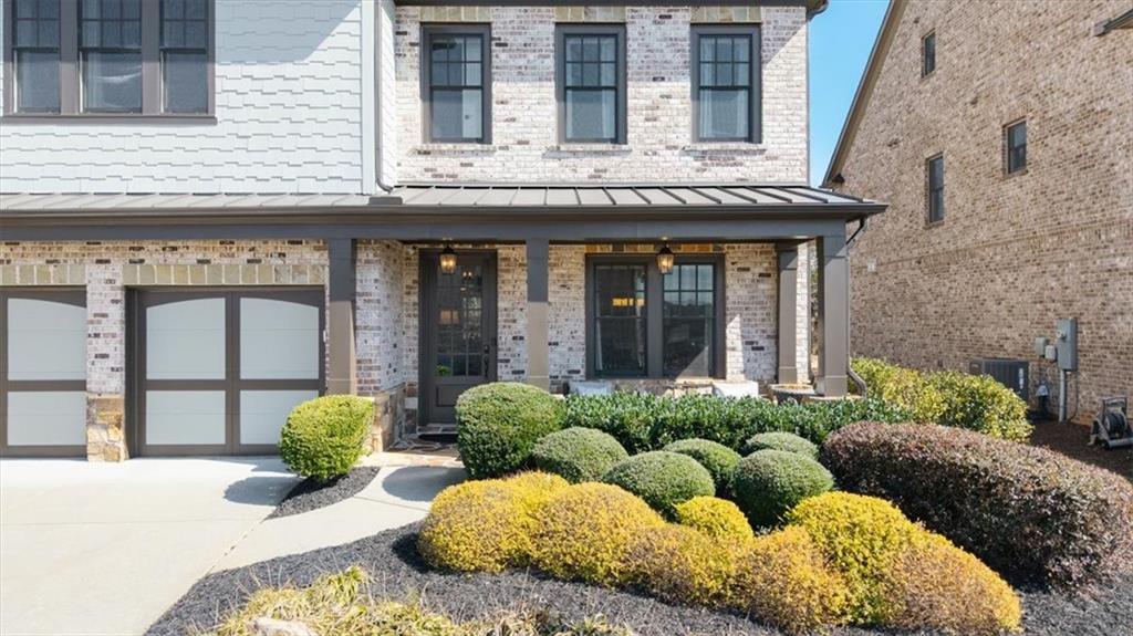 4916 Kentwood Drive