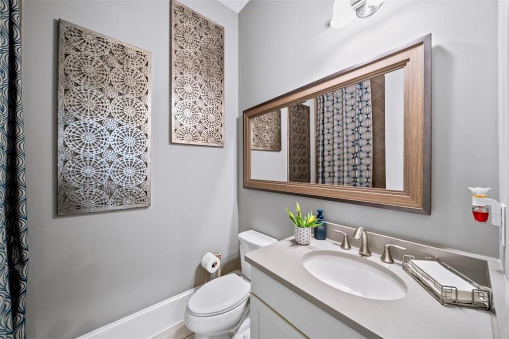 4916 Kentwood Drive, Marietta, Georgia image 32