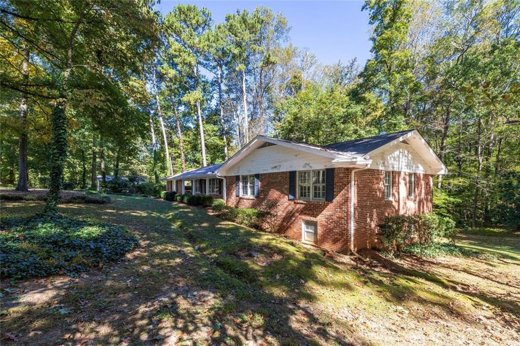 2350 Oxbow Circle