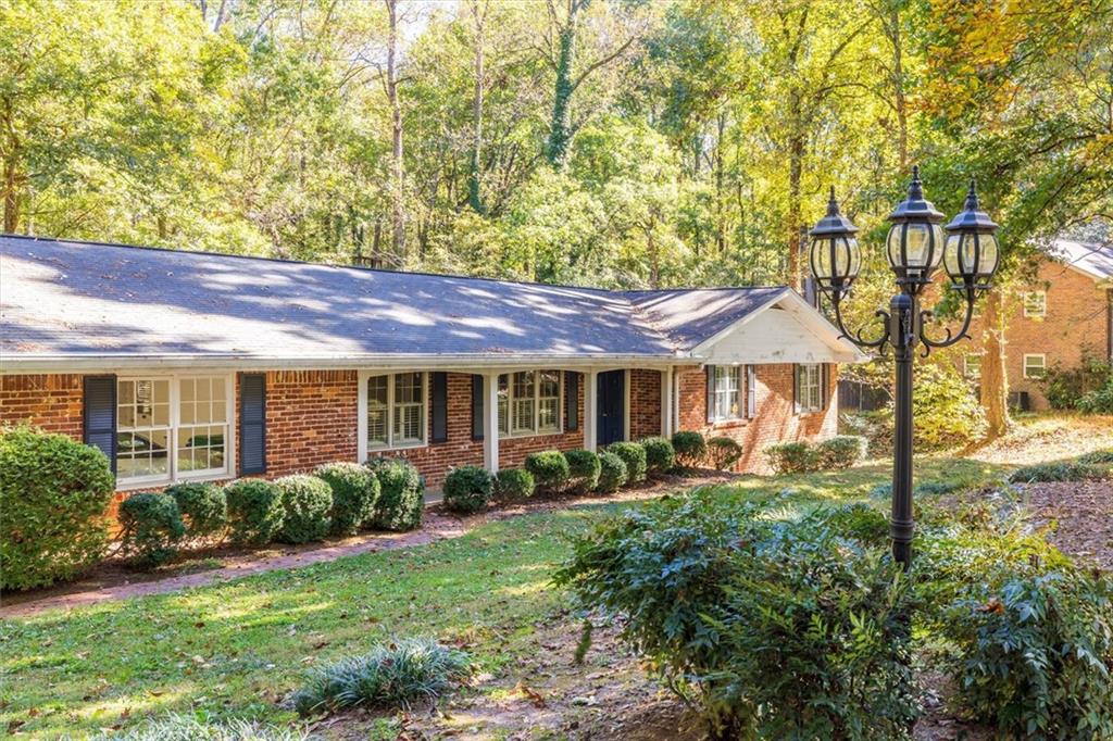 2350 Oxbow Circle