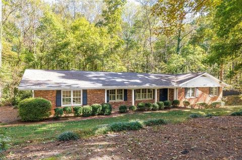 2350 Oxbow Circle Smoke Rise GA 30087