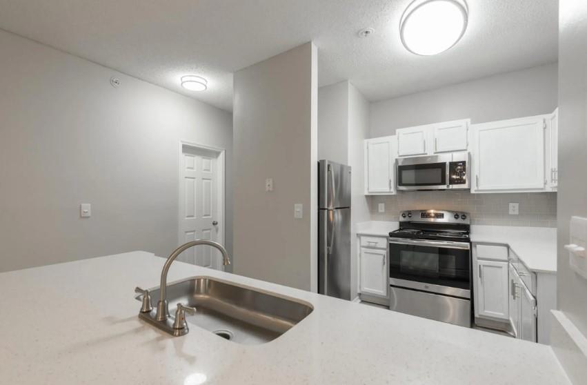 2158 Cumberland Parkway 03404