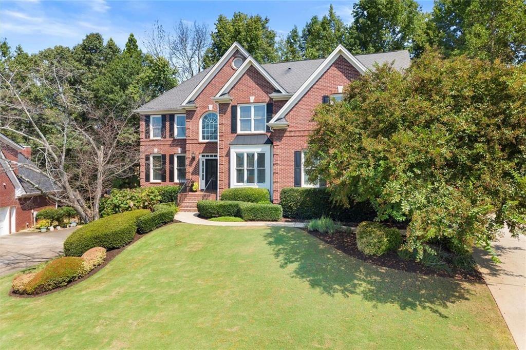 825 Highland Bend Cove