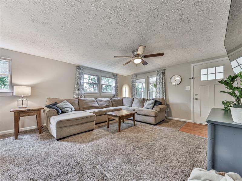 543 S Holly Springs Road