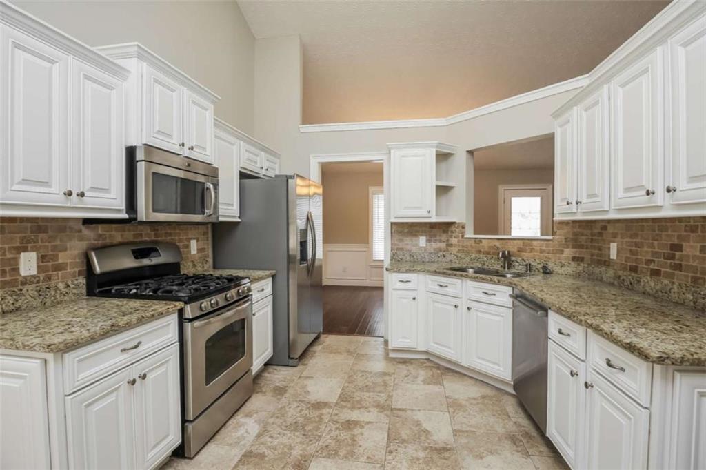 5382 Valley Forest Way