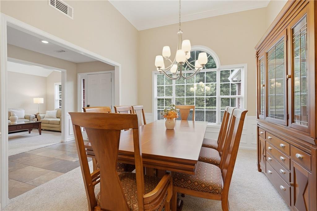 945 Landover Crossing
